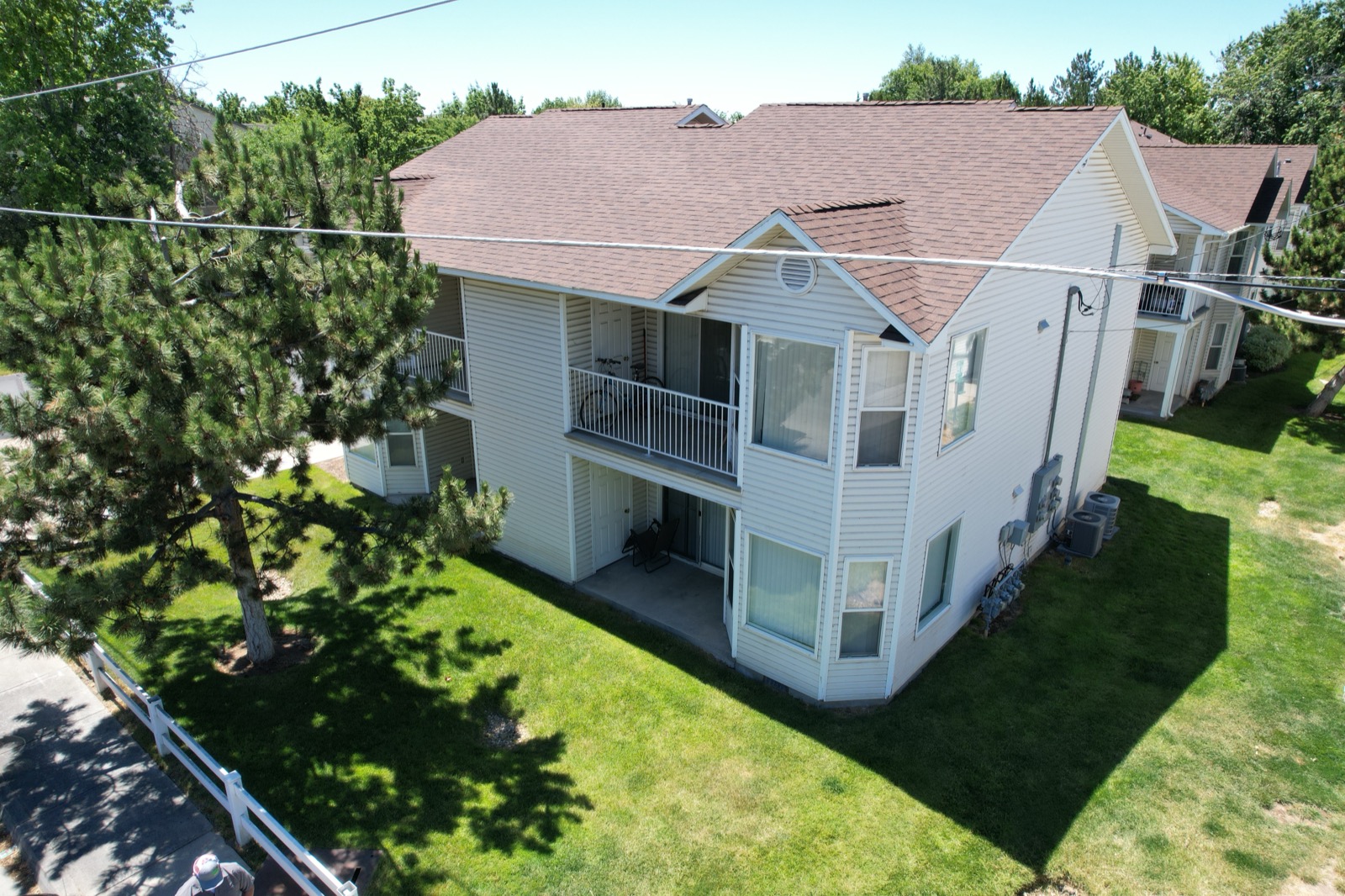 Aspen Apartments building and lawn